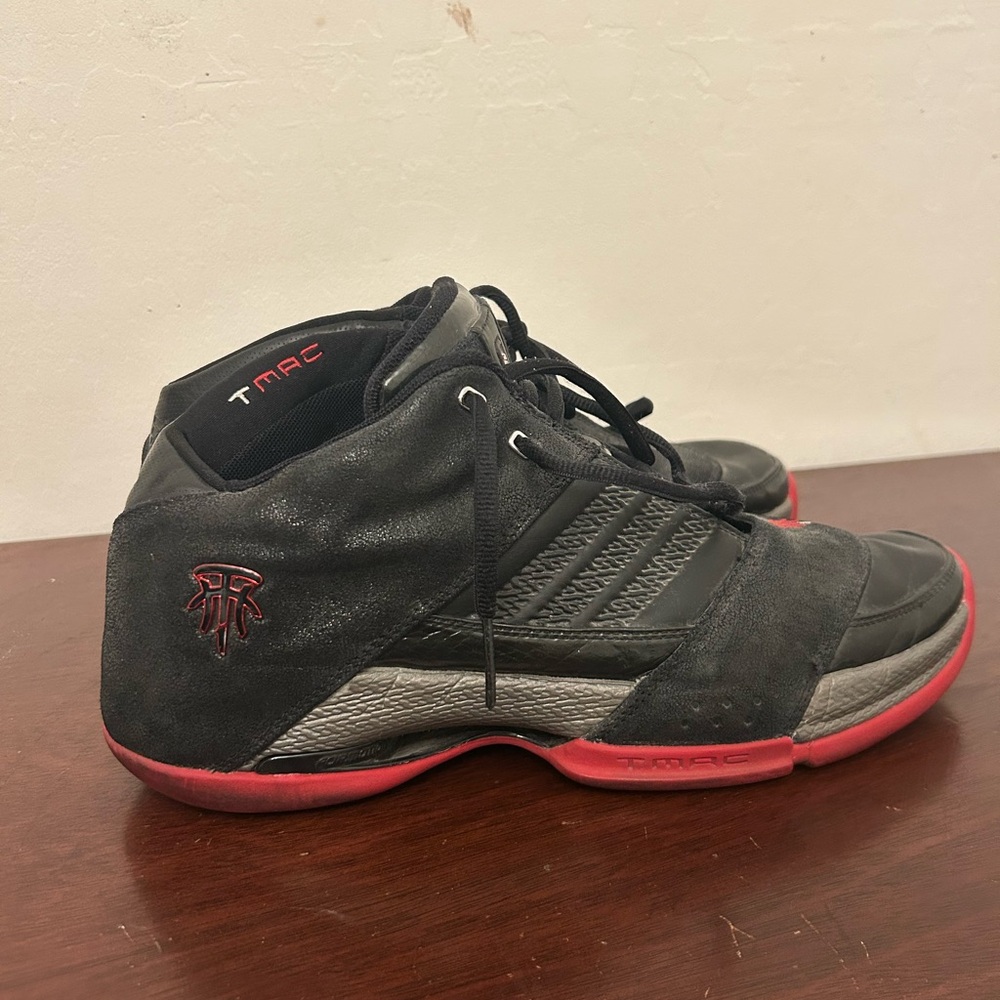 Adidas Tracy McGrady T-Mac 6
Shoes Men's 11 Black Red Basketball Sneakers 2006